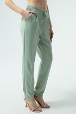 Woman Waist Laced Carrot Pants