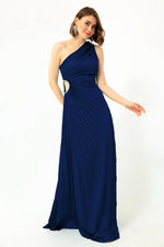 Woman One Shoulder Long Evening Dress With Décolleté