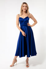 Woman Slim Satin Evening Dress With Slim Hanger