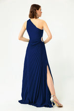 Woman One Shoulder Long Evening Dress With Décolleté