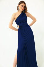 Woman One Shoulder Long Evening Dress With Décolleté