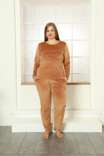 Large Size Women Velvet Pajamas Set 9074