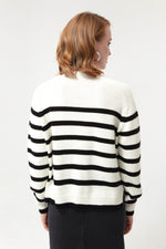 Woman Oversize Striped Knitwear Sweater