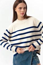 Woman Oversize Striped Knitwear Sweater