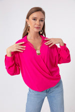 Blouse With Gold Necklace With Female Cruiser Collar