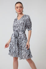 Female Short Sleeve Patterned Mini Dress