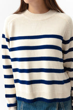 Woman Oversize Striped Knitwear Sweater