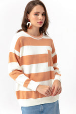 Female Bike Neck Pocket Striped Knitwear Sweater