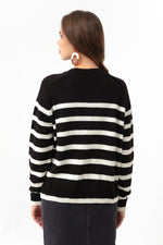 Woman Oversize Striped Knitwear Sweater