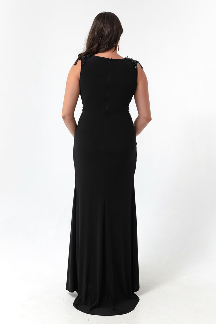 Woman V -Neck Shoulders Stone Detail Large Size Long Evening Dress