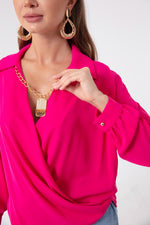 Blouse With Gold Necklace With Female Cruiser Collar