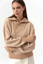 Female Zipper Detailed Striped Knitwear Sweater