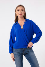 Blouse With Gold Necklace With Female Cruiser Collar