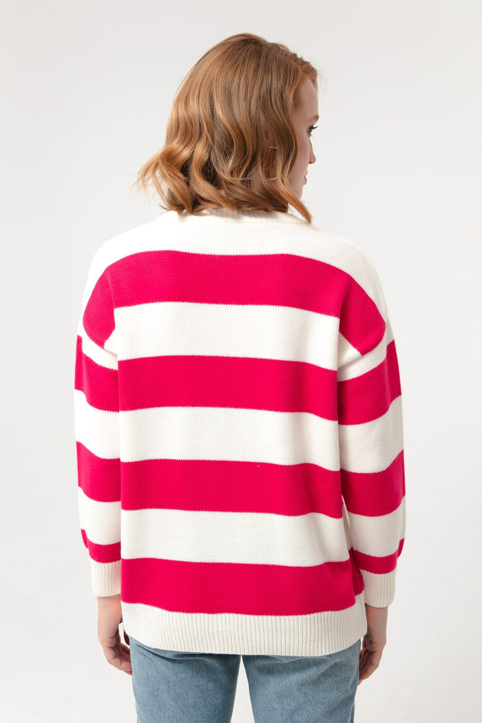 Female Bike Neck Pocket Striped Knitwear Sweater