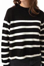 Woman Oversize Striped Knitwear Sweater