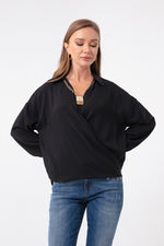 Blouse With Gold Necklace With Female Cruiser Collar