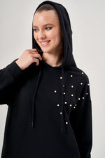 Pearl Detailed Shoulder Black Sweatshirt